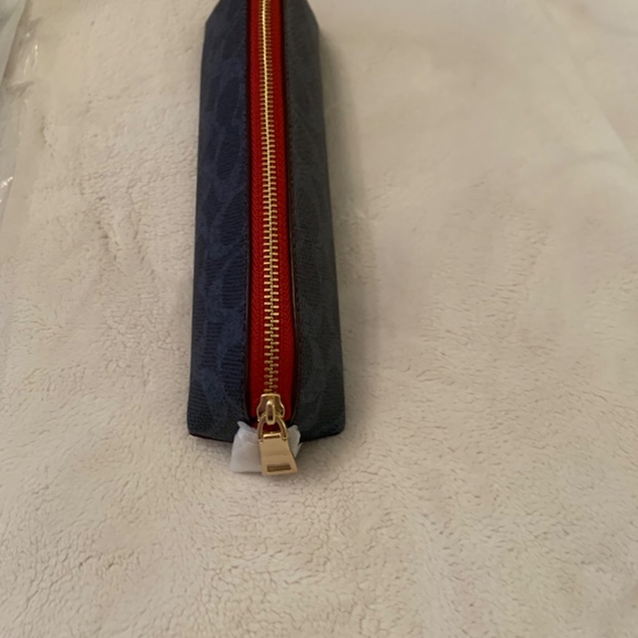 Coach Varsity Collection - Picture 7 of 9